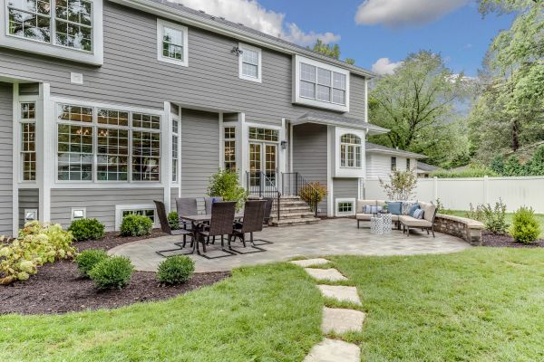 Concrete Patio Landscaping in Palm Harbor