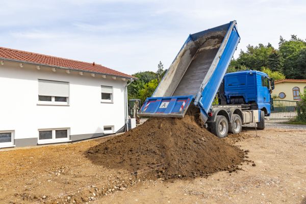 Garden Dirt Delivery in Palm Harbor